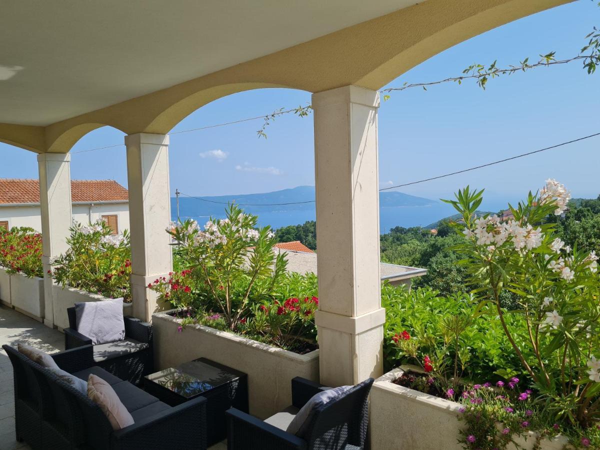 Apartman En Mošćenička Draga Zewnętrze zdjęcie