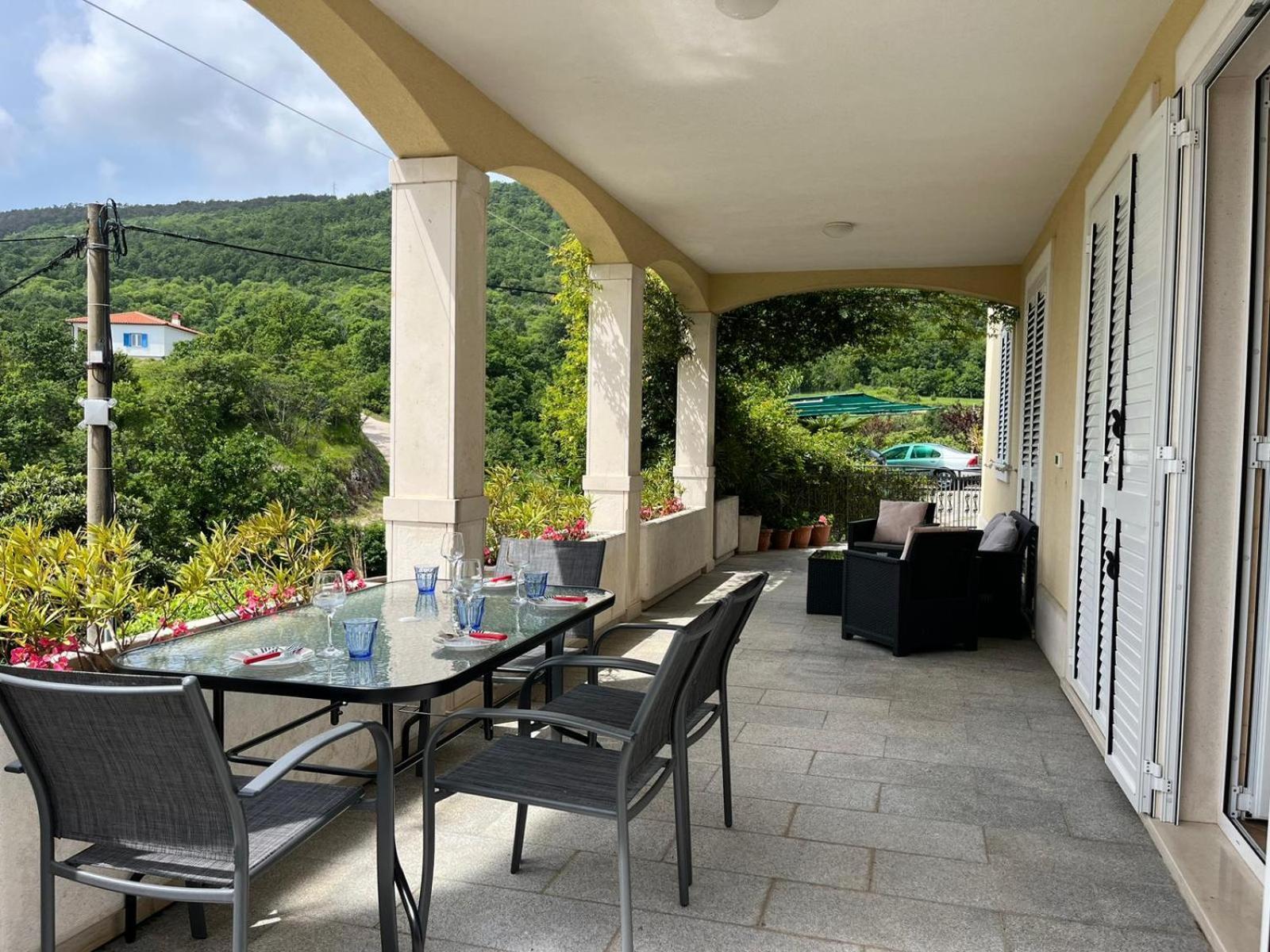 Apartman En Mošćenička Draga Zewnętrze zdjęcie