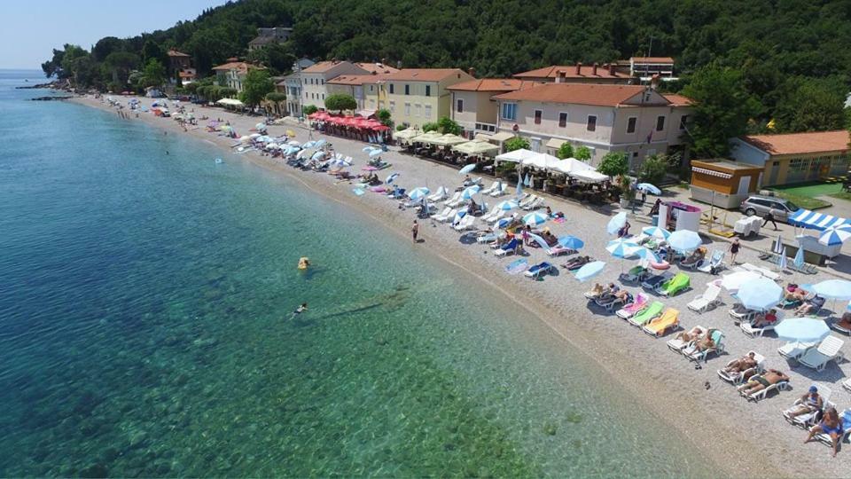 Apartman En Mošćenička Draga Zewnętrze zdjęcie